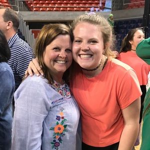 Meet your Posher, Jodee